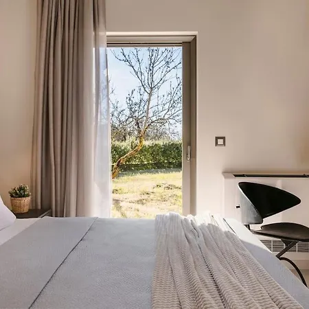 Rosairbe Kefalonia Minia