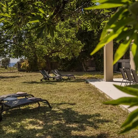فيلة Rosairbe Kefalonia *