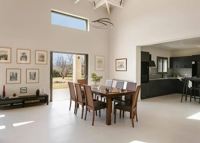 Rosairbe Kefalonia * Minia